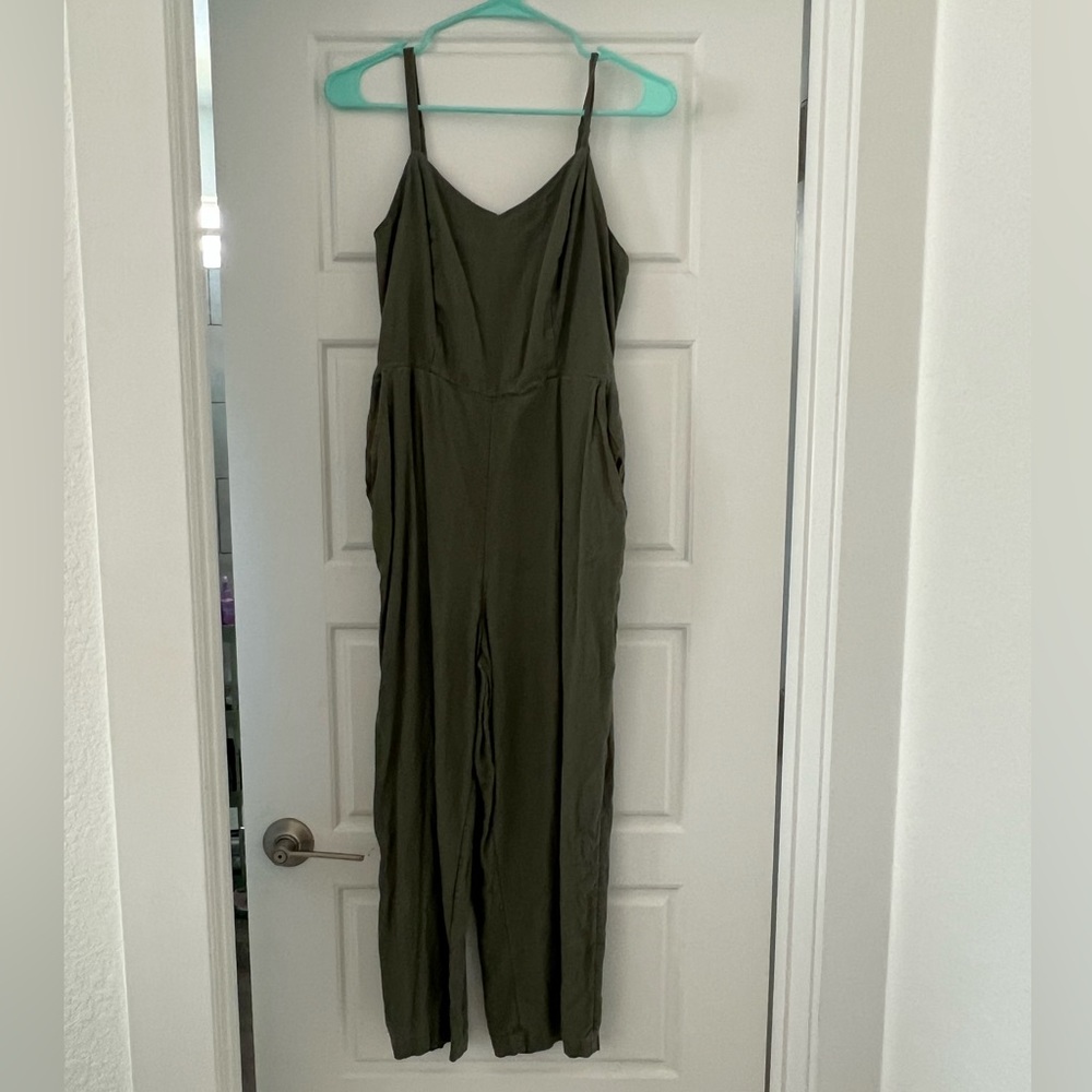 Green Spaghetti Strap Jumpsuit